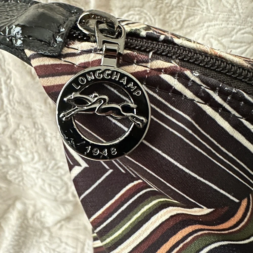 Longchamp Op Art Medium Shoulder Tote - Picture 14 of 15